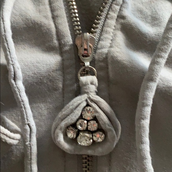 Twisted heart 💖hoodie with crystal detail 💎❄️💕 - Picture 3 of 9